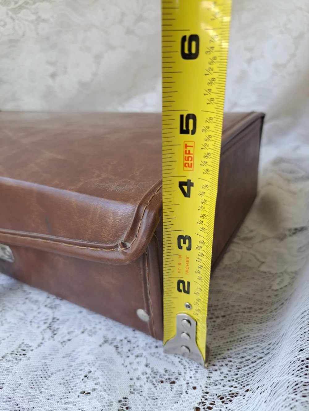 Vintage 80s Vinyl Audio Cassette Tape Storage Case Made In USA 24 Tape Capacity